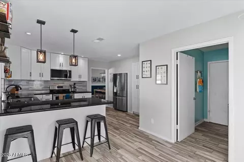 2318 E Yucca St, Phoenix, AZ 85028 photo 28