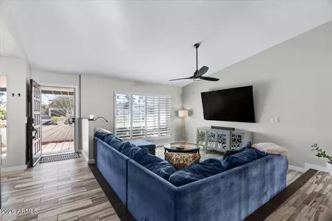 2318 E Yucca St, Phoenix, AZ 85028 photo 12