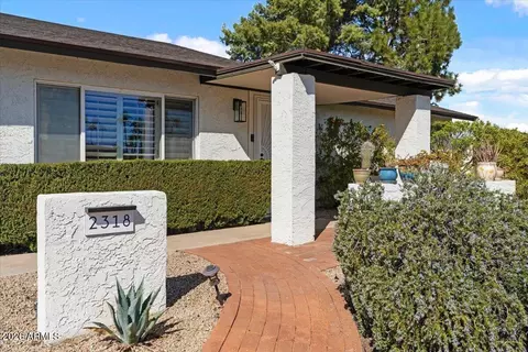 2318 E Yucca St, Phoenix, AZ 85028 photo 9