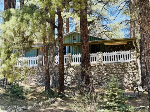 5577 Big Game Trl, Flagstaff, AZ 86005