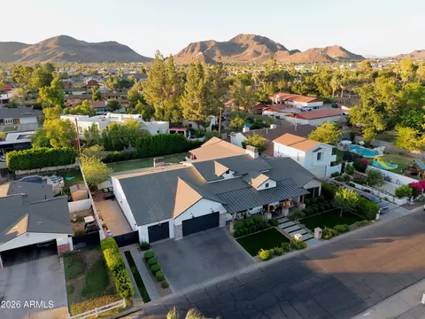 View/Area - 1144 W Lawrence Ln, Phoenix, AZ 85021 photo 1 of 2