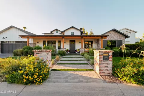 Exterior - 1144 W Lawrence Ln, Phoenix, AZ 85021 photo 3 of 7