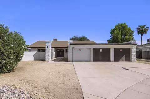 7244 N 46th Ave, Glendale, AZ 85301