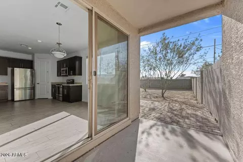 Exterior - 721 E Carol Ave, Phoenix, AZ 85020 photo 2 of 5