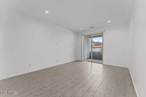 Living - 721 E Carol Ave, Phoenix, AZ 85020 photo 1 of 3