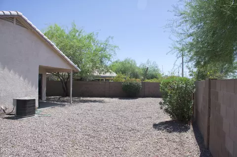 Exterior - 2337 E 39th Ave, Apache Junction, AZ 85119 photo 7 of 8