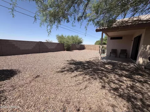 Exterior - 2337 E 39th Ave, Apache Junction, AZ 85119 photo 2 of 8