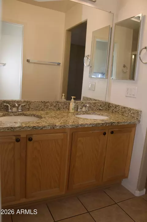 Bath - 2337 E 39th Ave, Apache Junction, AZ 85119 photo 4 of 5