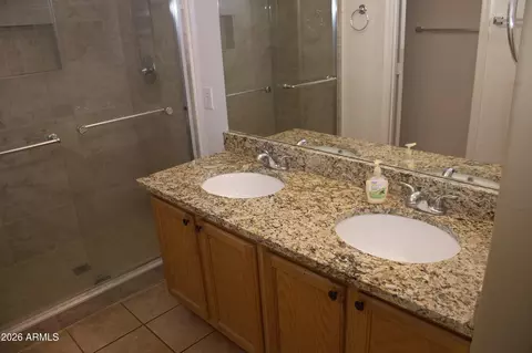 Bath - 2337 E 39th Ave, Apache Junction, AZ 85119 photo 2 of 5