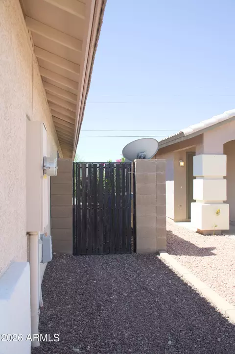 Exterior - 2337 E 39th Ave, Apache Junction, AZ 85119 photo 8 of 8