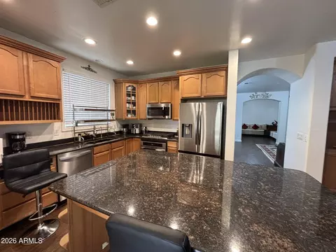 Kitchen - 2239 E Bowker St, Phoenix, AZ 85040 photo 2 of 4