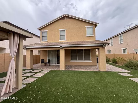 Exterior - 2239 E Bowker St, Phoenix, AZ 85040 photo 7 of 10