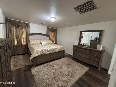 Bedroom - 2239 E Bowker St, Phoenix, AZ 85040 photo 1 of 2