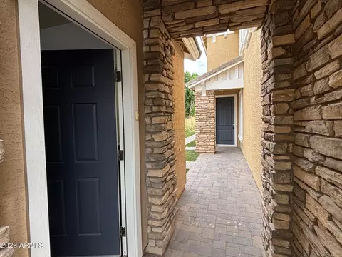 Entry Way - 2239 E Bowker St, Phoenix, AZ 85040 photo 3 of 3
