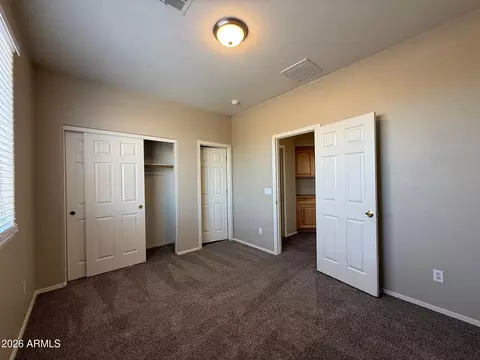 Bedroom - 4224 S 76th Ave, Phoenix, AZ 85043 photo 5 of 6