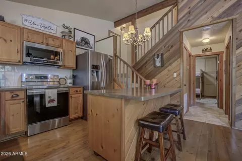 Kitchen - 4705 N Oak Leaf Cir, Pine, AZ 85544 photo 2 of 3