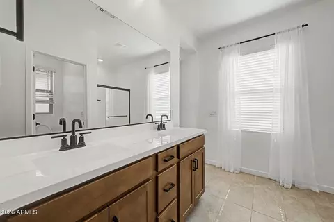 Bath - 4512 S Mole --, Mesa, AZ 85212 photo 2 of 4