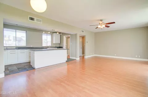 Living - 3242 E Camelback Rd #207, Phoenix, AZ 85018 photo 2 of 3