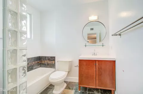 Bath - 3242 E Camelback Rd #207, Phoenix, AZ 85018 photo 1 of 2
