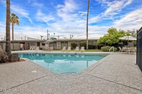 Exterior - 3242 E Camelback Rd #207, Phoenix, AZ 85018 photo 5 of 6