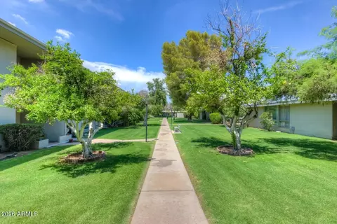 Exterior - 3242 E Camelback Rd #207, Phoenix, AZ 85018 photo 3 of 6