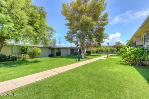 Exterior - 3242 E Camelback Rd #207, Phoenix, AZ 85018 photo 4 of 6
