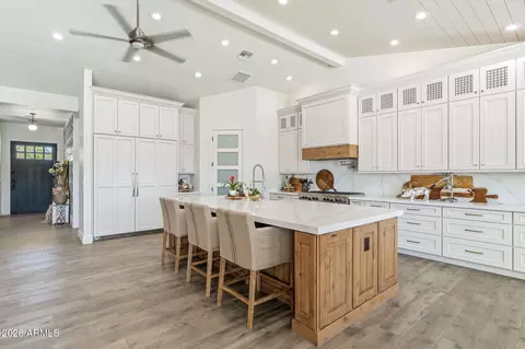 Kitchen - 1811 E Claremont St, Phoenix, AZ 85016 photo 4 of 4