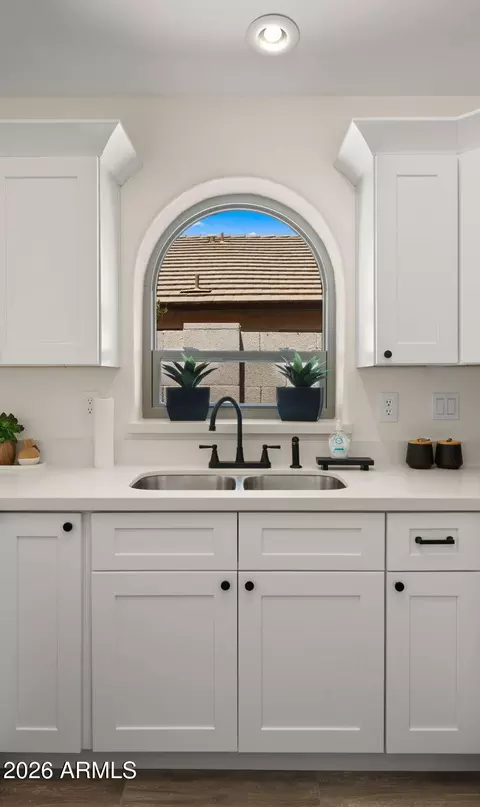 Kitchen - 8241 E Portobello Ave, Mesa, AZ 85212 photo 4 of 7