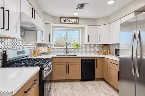 1116 E 3rd St, Casa Grande, AZ 85122
