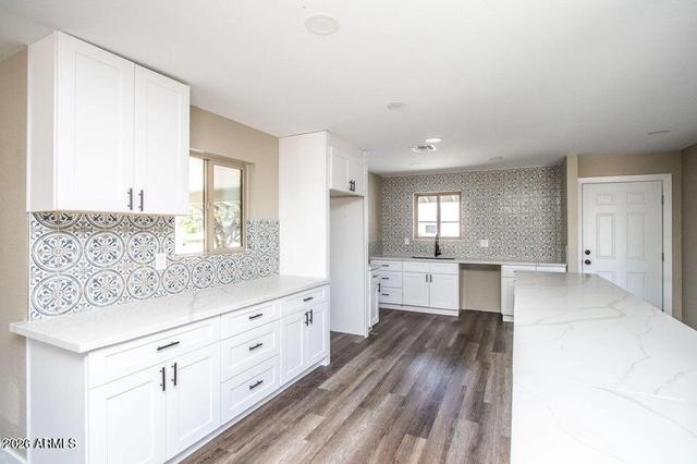 3401 W Diana Ave, Phoenix, AZ 85051