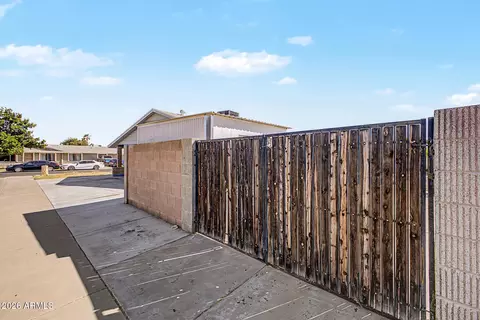 Exterior - 7720 W Earll Dr, Phoenix, AZ 85033 photo 1 of 5