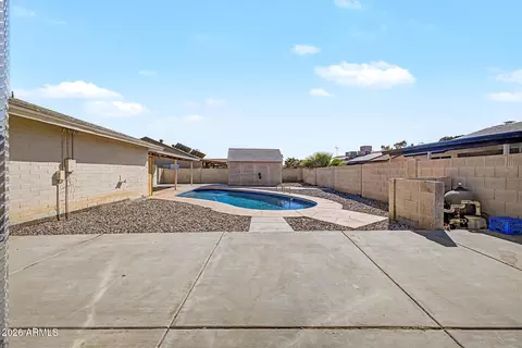 Exterior - 7720 W Earll Dr, Phoenix, AZ 85033 photo 5 of 5