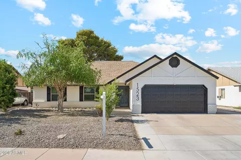 1523 W Mission Dr, Chandler, AZ 85224