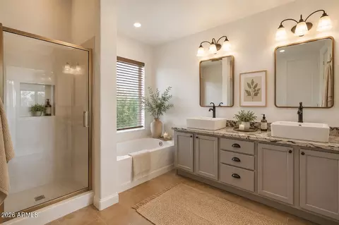 Bath - 4626 E Summerhaven Dr, Phoenix, AZ 85044 photo 6 of 6