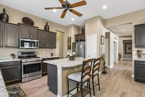 Kitchen - 4342 W Hackamore Dr, Phoenix, AZ 85083 photo 3 of 6