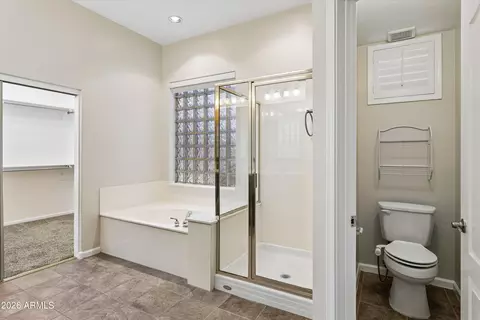 Bath - 4342 W Hackamore Dr, Phoenix, AZ 85083 photo 1 of 3