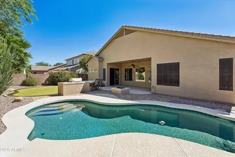 Exterior - 4342 W Hackamore Dr, Phoenix, AZ 85083 photo 8 of 11