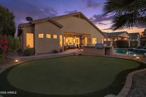 Exterior - 4342 W Hackamore Dr, Phoenix, AZ 85083 photo 2 of 11