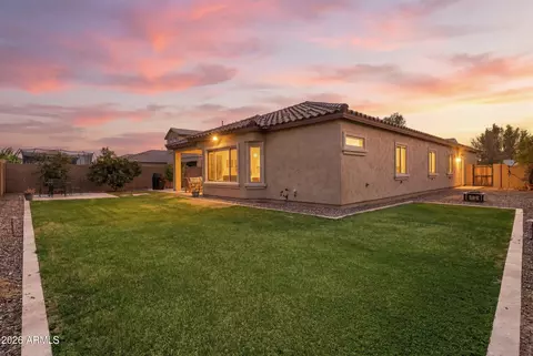 17519 W Hedgehog Pl, Surprise, AZ 85387
