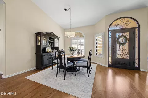 Dining - 414 S Surfside Dr, Gilbert, AZ 85233 photo 2 of 3