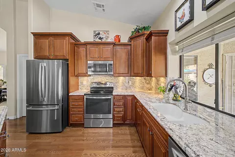Kitchen - 414 S Surfside Dr, Gilbert, AZ 85233 photo 3 of 5