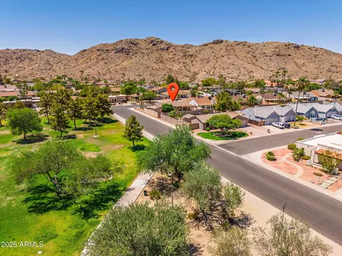 View/Area - 10035 S 44th St, Phoenix, AZ 85044 photo 5 of 10