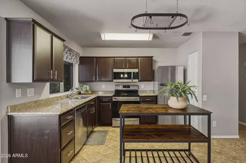 Kitchen - 10035 S 44th St, Phoenix, AZ 85044 photo 2 of 3