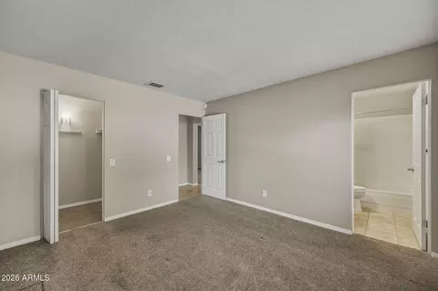 Bedroom - 10035 S 44th St, Phoenix, AZ 85044 photo 1 of 4