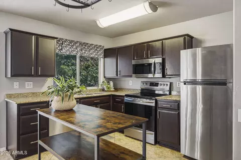 Kitchen - 10035 S 44th St, Phoenix, AZ 85044 photo 1 of 3
