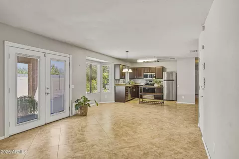 Living - 10035 S 44th St, Phoenix, AZ 85044 photo 1 of 4