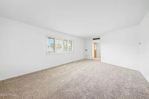 343 E Broadmor Dr, Tempe, AZ 85282 photo 9