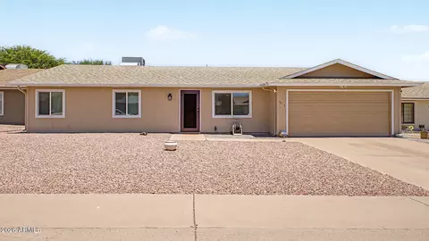 4216 E Hano St, Phoenix, AZ 85044 photo 1