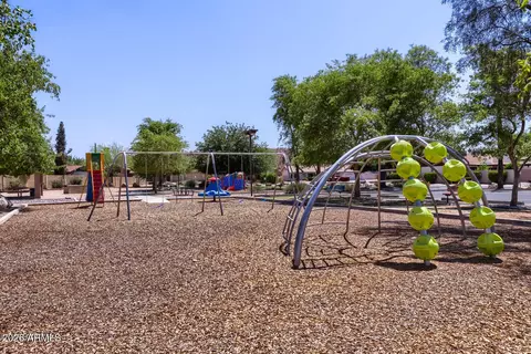 View/Area - 720 E Grandview Rd, Phoenix, AZ 85022 photo 1 of 1