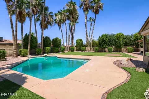 Exterior - 720 E Grandview Rd, Phoenix, AZ 85022 photo 3 of 3
